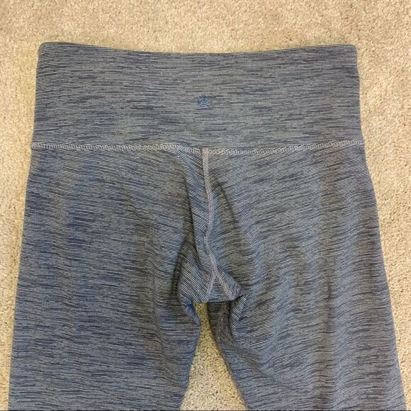 Lululemon heathered gray special edition Wunder under Long cuff leggings size 4 - Picture 6 of 13